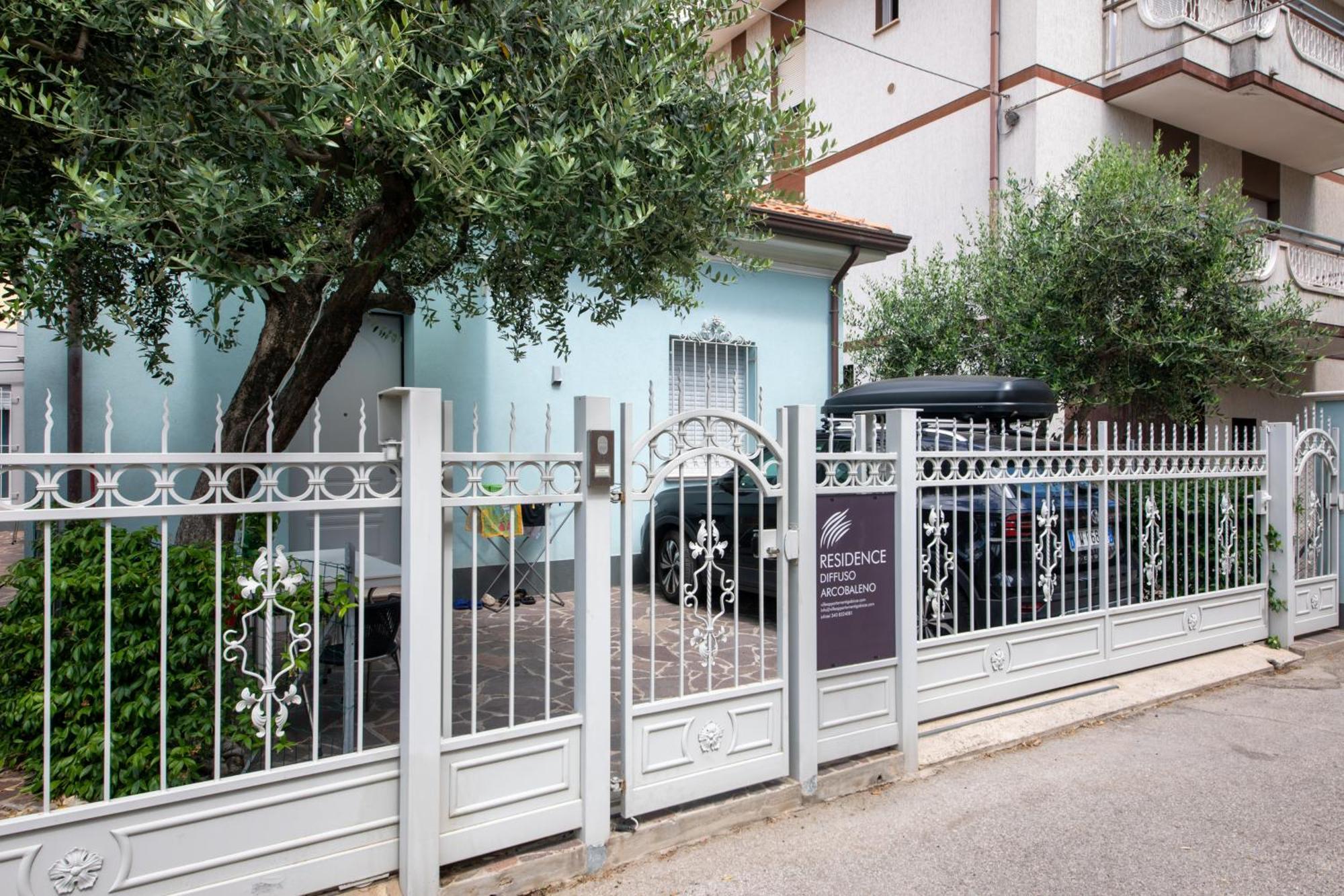 Residence Diffuso Arcobaleno Gabicce Mare Exterior foto